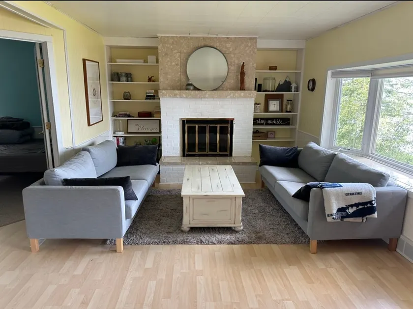 Breathe Easy Lakehouse - Image 1