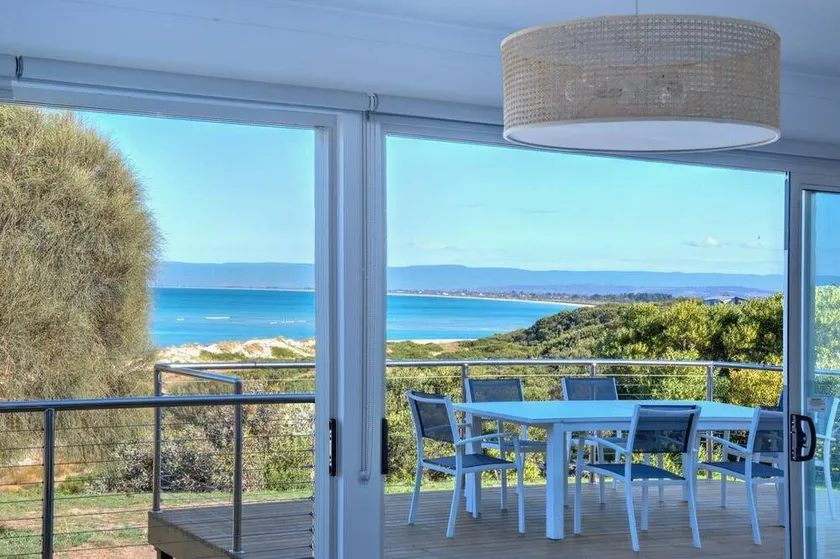 Sandbar Beach House - Image 1