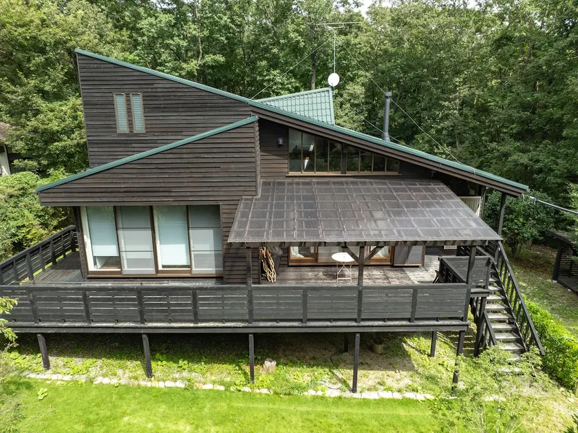 Nasu Premium House: BBQ on a large deck, karaoke, sauna, table tennis, darts, wood-burning stove, on-site stream - Image 1