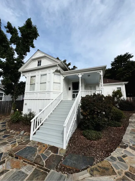 The Shepherd St. House! - Image 1