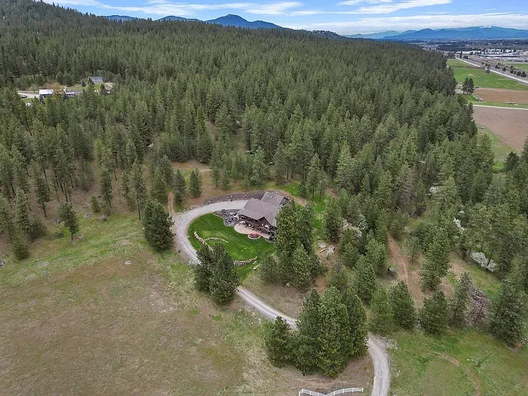 Mountain Cottage - Image 1