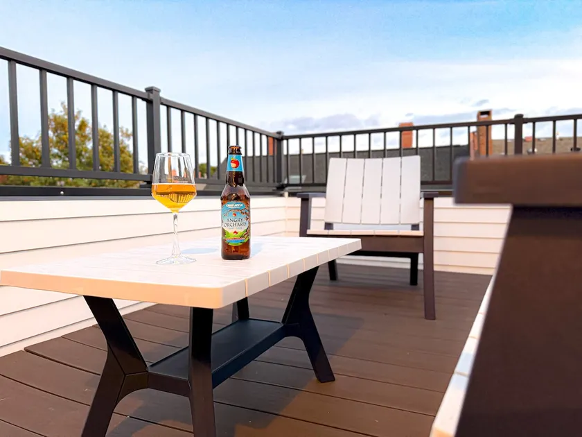 Music City Vibe|Luxe|PVT Deck|DWTN|<2min to MKT SQ - Image 1