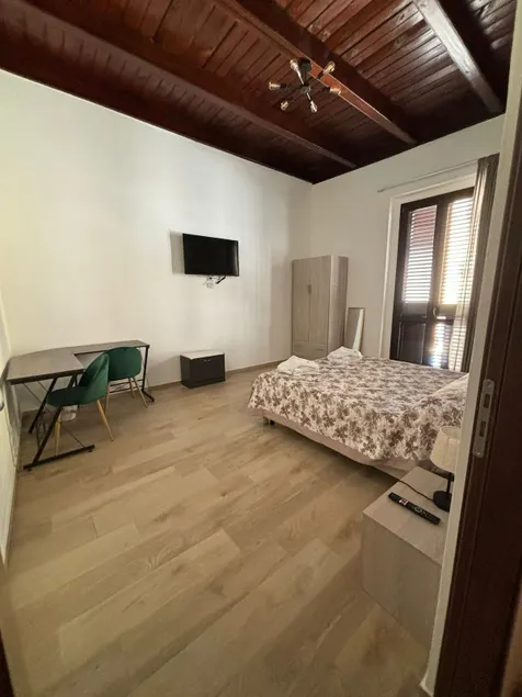 COSENZA APARTMENT - Image 1