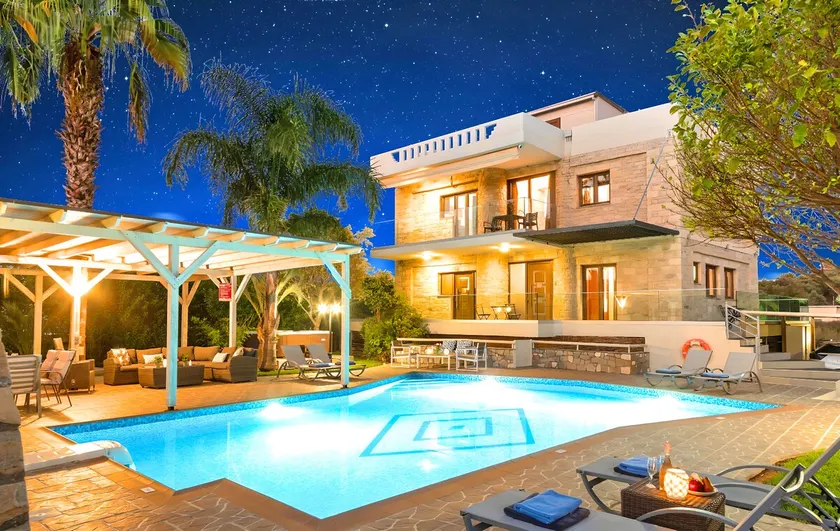 Mirsini Villa Private Pool & Jacuzzi - Image 1