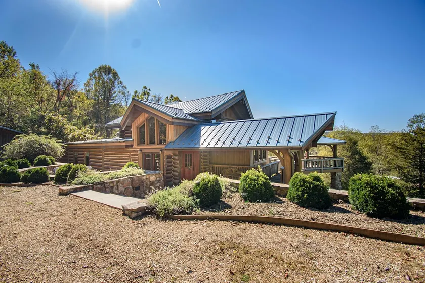 Walnut Hill Lodge - Image 1