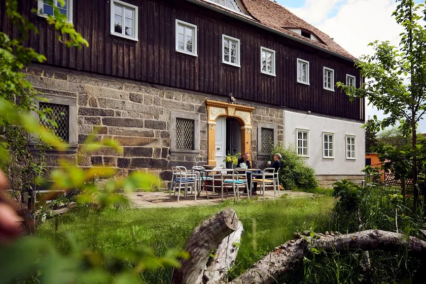 Großes, liebevoll saniertes Umgebindehaus mit Sauna & Garten - Image 1