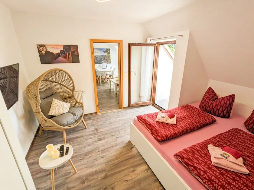 Butterblume, up to 4 people, balcony with rock view - Image 1