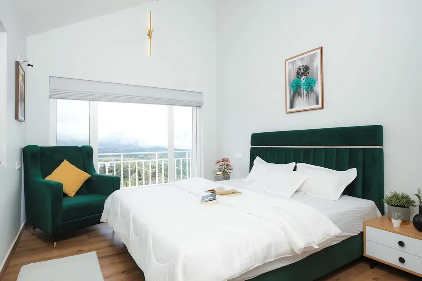 Heaven Dale - Entire Two Bedroom Villa - Image 1