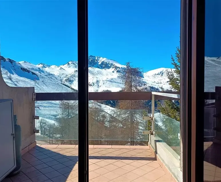 Two-room apartment I cervi - Sleeps 4 with Mondolè View - Image 1