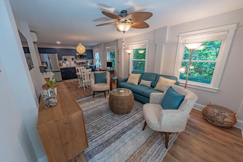 Coastal Oasis w/ Heated Pool - Image 1