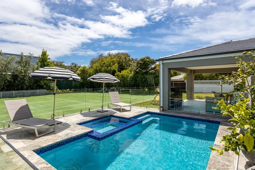 Bellaluca Hamptons - Image 1