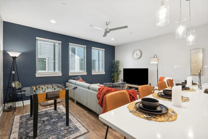 The Charm 2BD In the Heart of Magnolia - Image 1