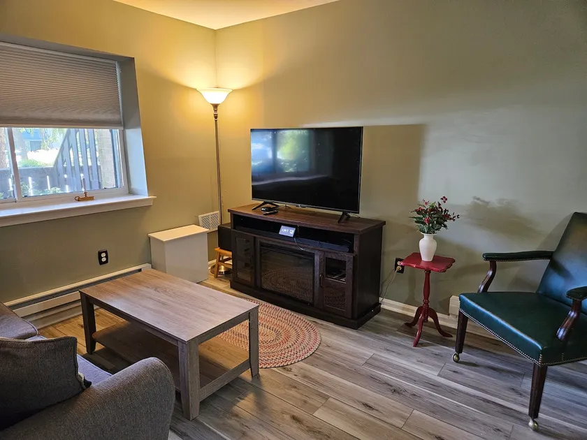 Guest Suite in Paoli w/Private Entrance - Image 1