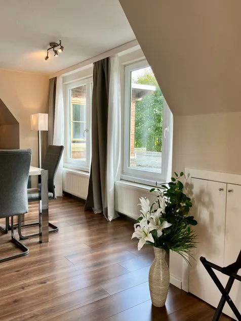 Airport Business Apartment - Image 1