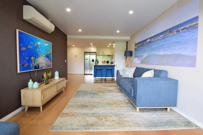 Shoal Vibes - Image 1