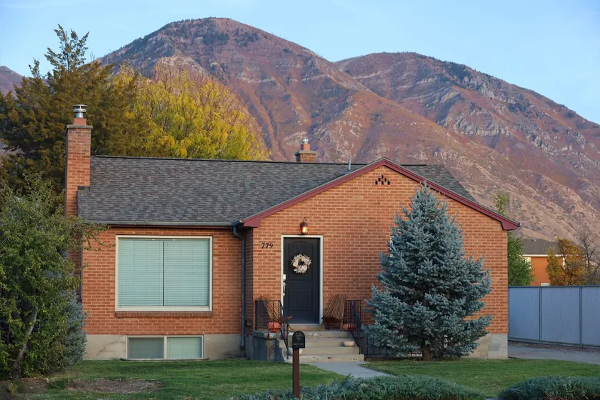 Red Brick Bungalow - Image 1