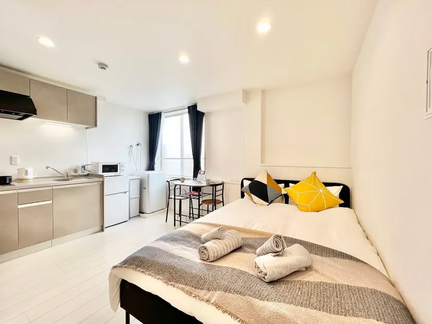 Good access to Narita Airport | Free parking available | Comfortable stay, modern 1 bedroom | 28 ㎡ | Maximum 2 people (Room 302) - Image 1