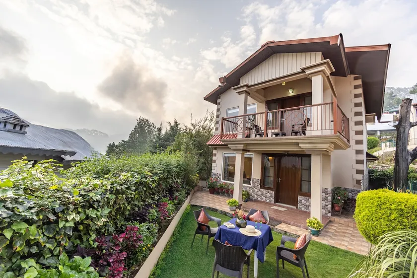 1BHK Villa W/ Balcony, Garden & Hills Views - Image 1