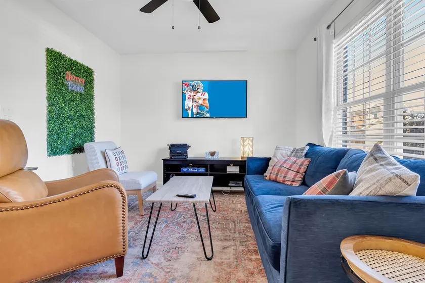 Cozy Loft - Image 1