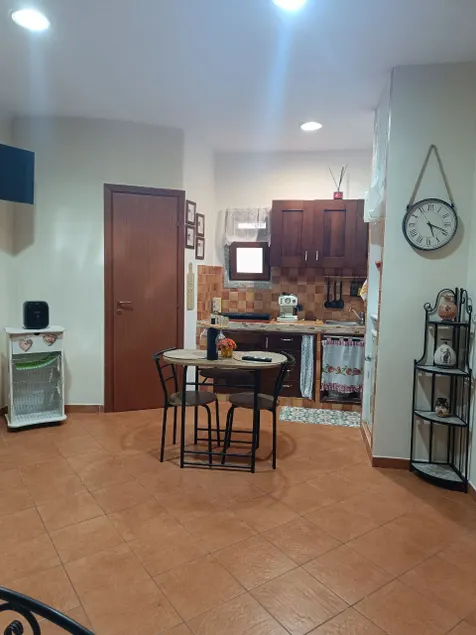 Studio apartment in the city center - Image 1