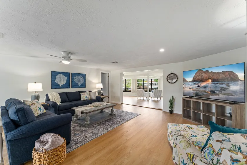 Waterfront Getaway w/ Dock & Kayaks – Dog Friendly - Image 1