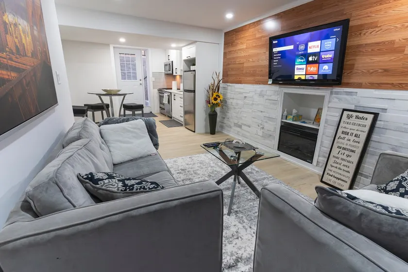 2 Bedroom Apartment in Hyde Park - Image 1