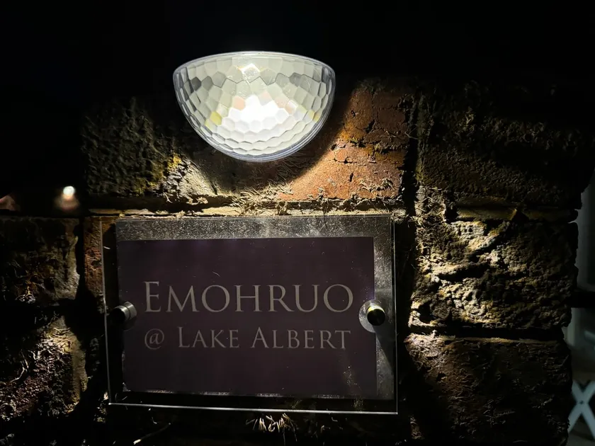 Emohruo @ Lake Albert - Image 1