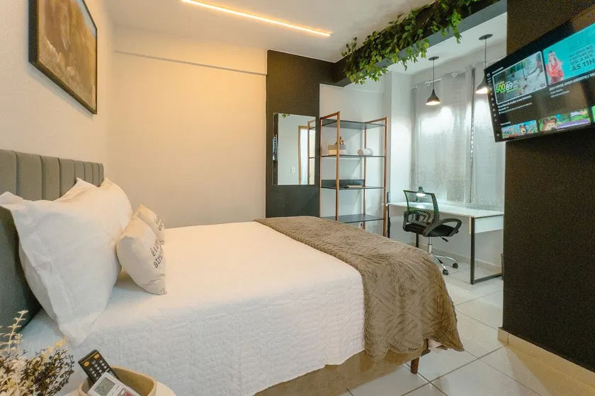 Beautiful and Comfortable Space - MEL509 - Image 1