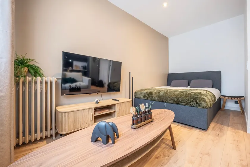 30D - Stylish and cozy apartment with balcony - Image 1