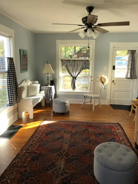 Farmhouse Charm - Image 1