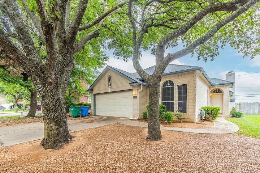 Your Private Austin Escape - Image 1