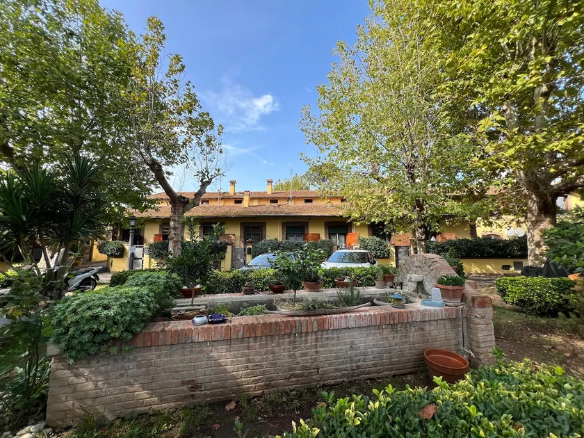 Apartment in green oasis - Image 1