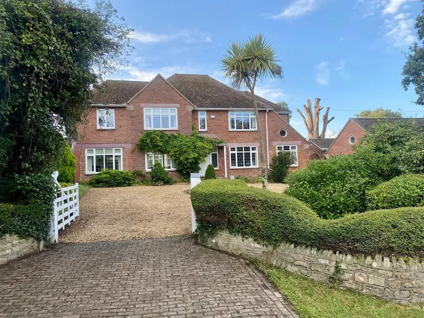 Isle of Wight Holiday House - Image 1