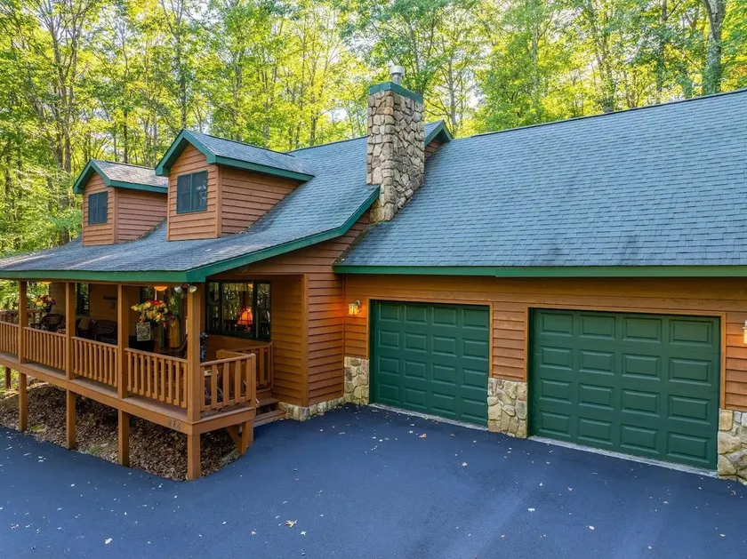 Exciting New Family Friendly Retreat - Image 1