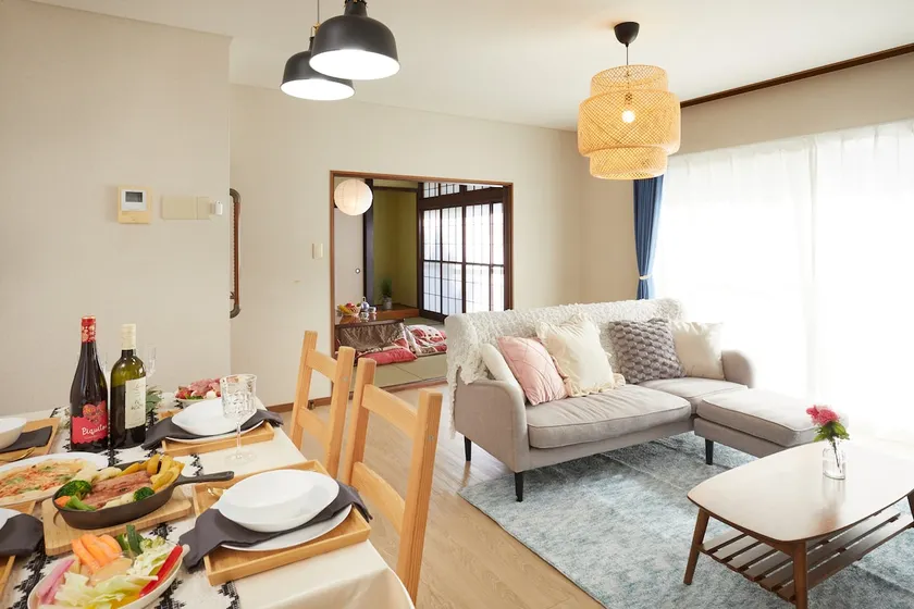 Close to Narita Airport/Spacious house/8 people/Free PKG - Image 1