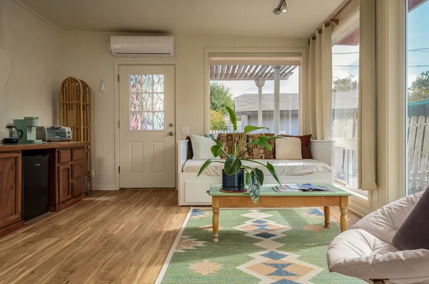 Casita Roja – Old Town cozy home - Image 1