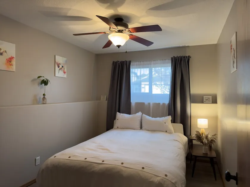 Cozy 2bed Guest Suite with separate entry - Image 1