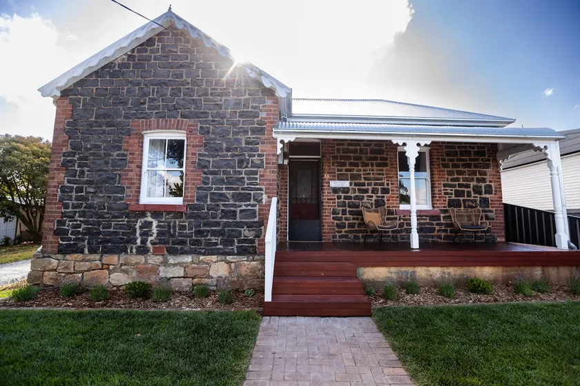 Blue Stone Cottage 86 orchard street Taralga - Image 1