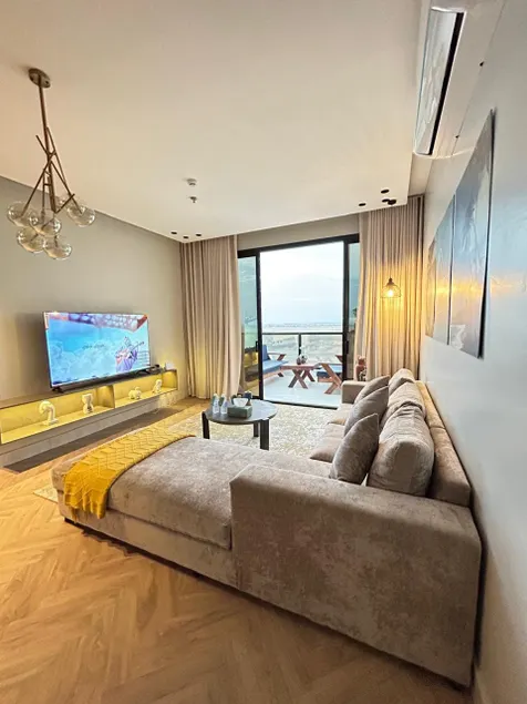 Sea View 1BR with Rooftop & Game Table 22A - Image 1
