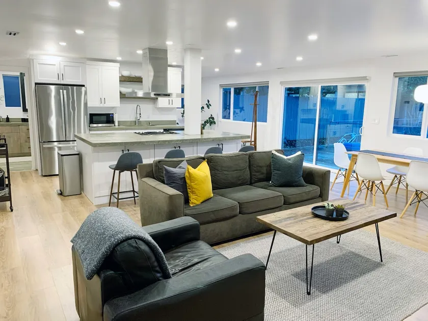 Spacious Guesthouse In Seward Park/Columbia City! - Image 1