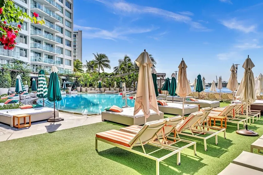 New Suite Miami Beach Waterfront Condo - Image 1