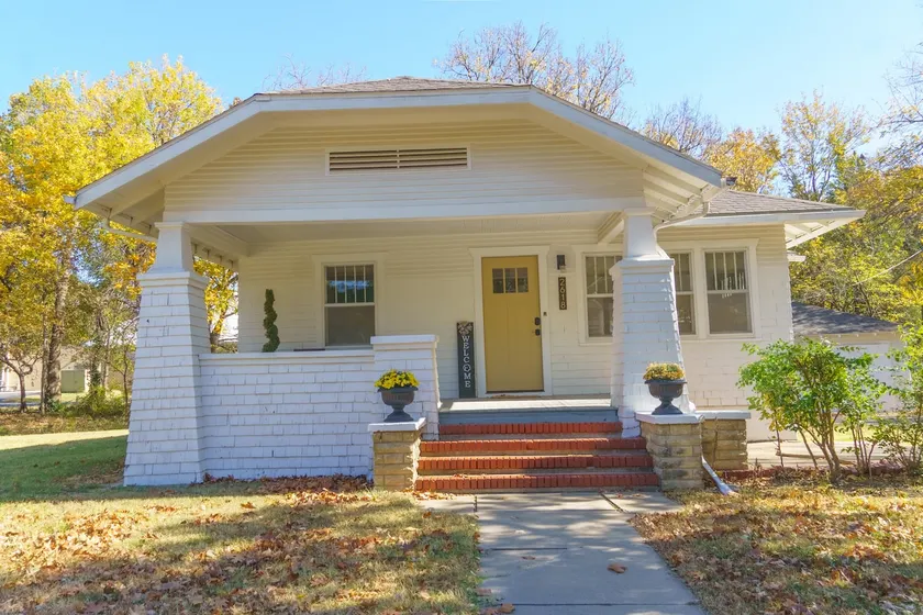 Bethel Bungalow - Image 1