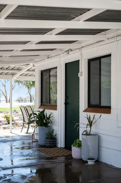 Cally's Lake House | Pet Friendly with Lake Views - Image 1
