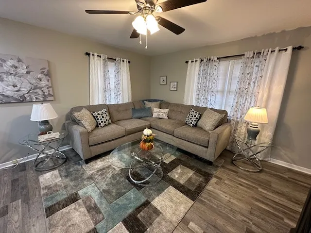 Lou's Place - Image 1