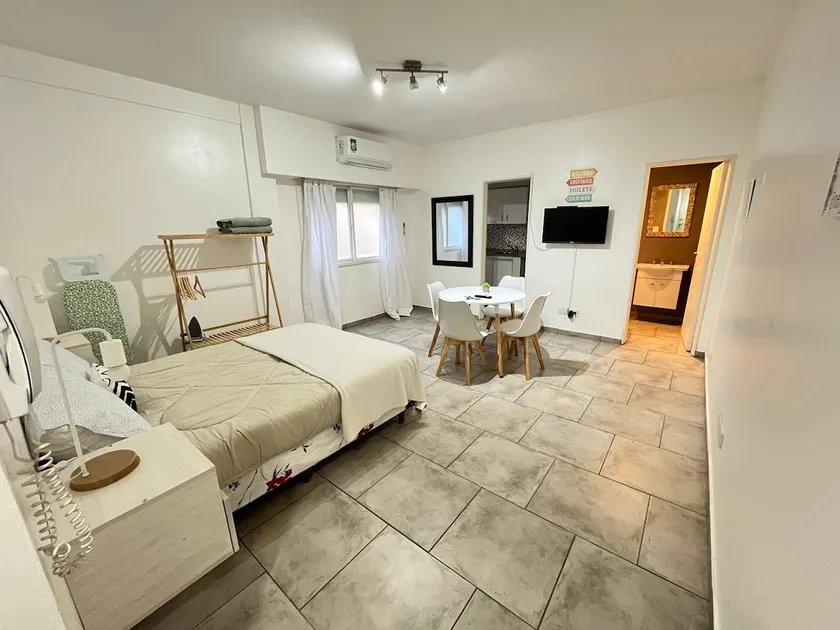 Centrally located Studio 2 blocks from Obelisco - Image 1