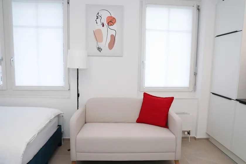 Modern Studio central location - Image 1
