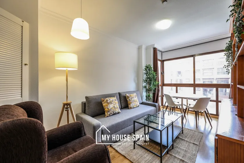 MyHouseSpain - Con parking junto a IFEMA y Barajas - Image 1