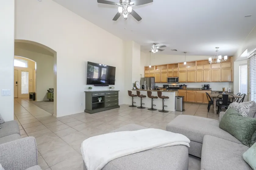 Rest-Ready 4Bedroom for Bikes & Hikes! - Image 1