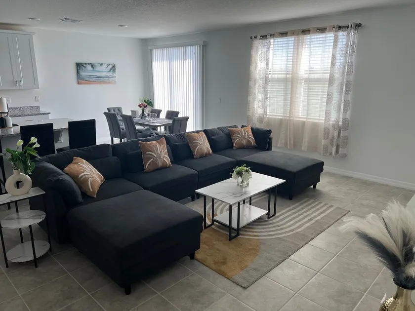 New Villa Near Disney & Legoland - Image 1
