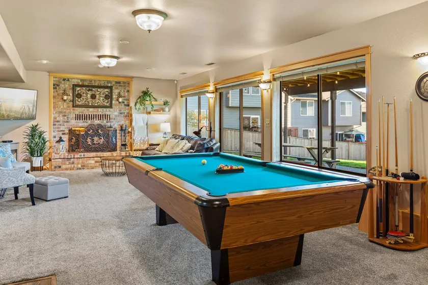 The Lynnwood Villa 2-Bedrooms - Image 1